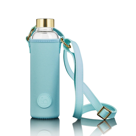 Flaschentasche mit Glas Trinkflasche hellblau